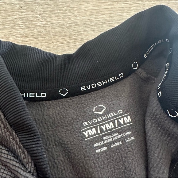 Evoshield gray and blue 1/4 zip pullovers - Picture 2 of 9